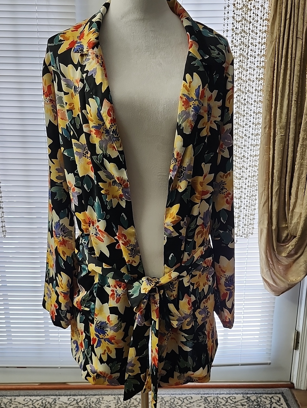 Ava & Viv Black Floral Tie-Front Top with Yellow and Cream Blooms